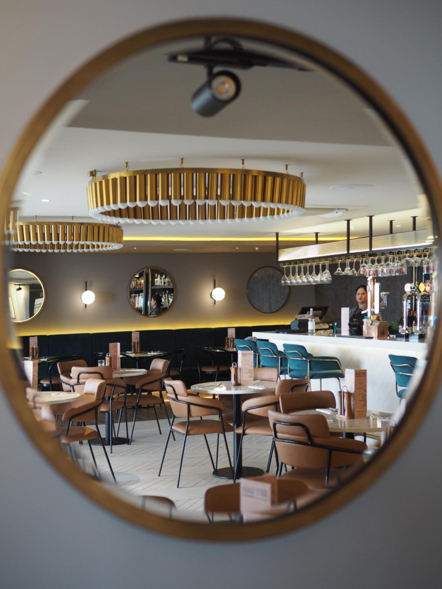 Courtyard By Marriott London Heathrow Airport Hotel Harlington  Luaran gambar