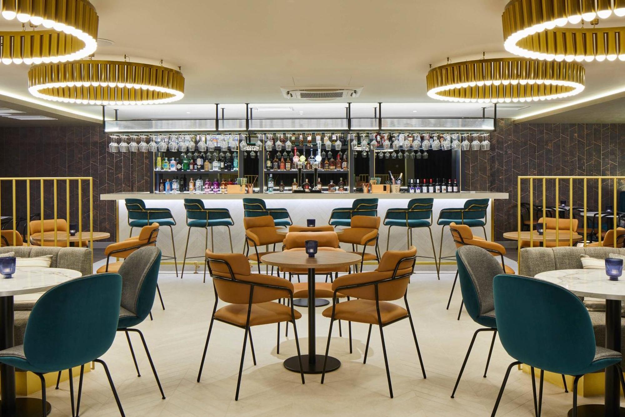 Courtyard By Marriott London Heathrow Airport Hotel Harlington  Luaran gambar
